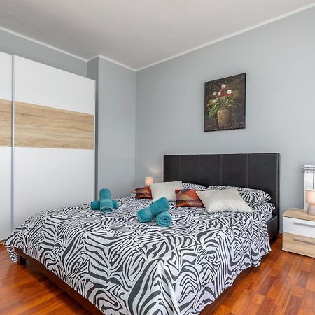 Apartman Vera Pola Esterno foto