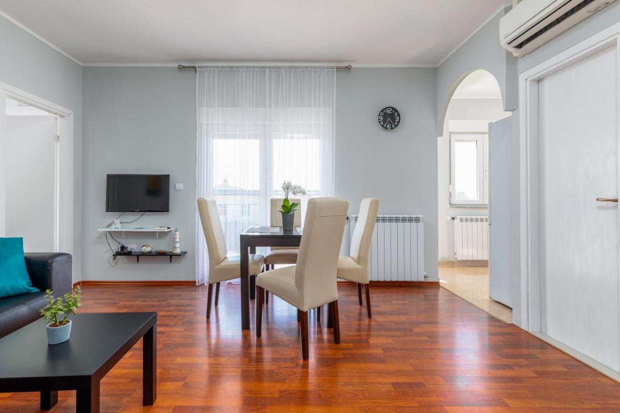 Apartman Vera Pola Esterno foto