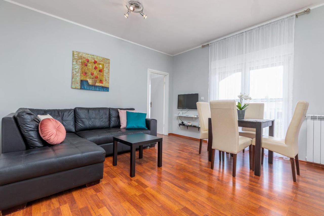 Apartman Vera Pola Esterno foto