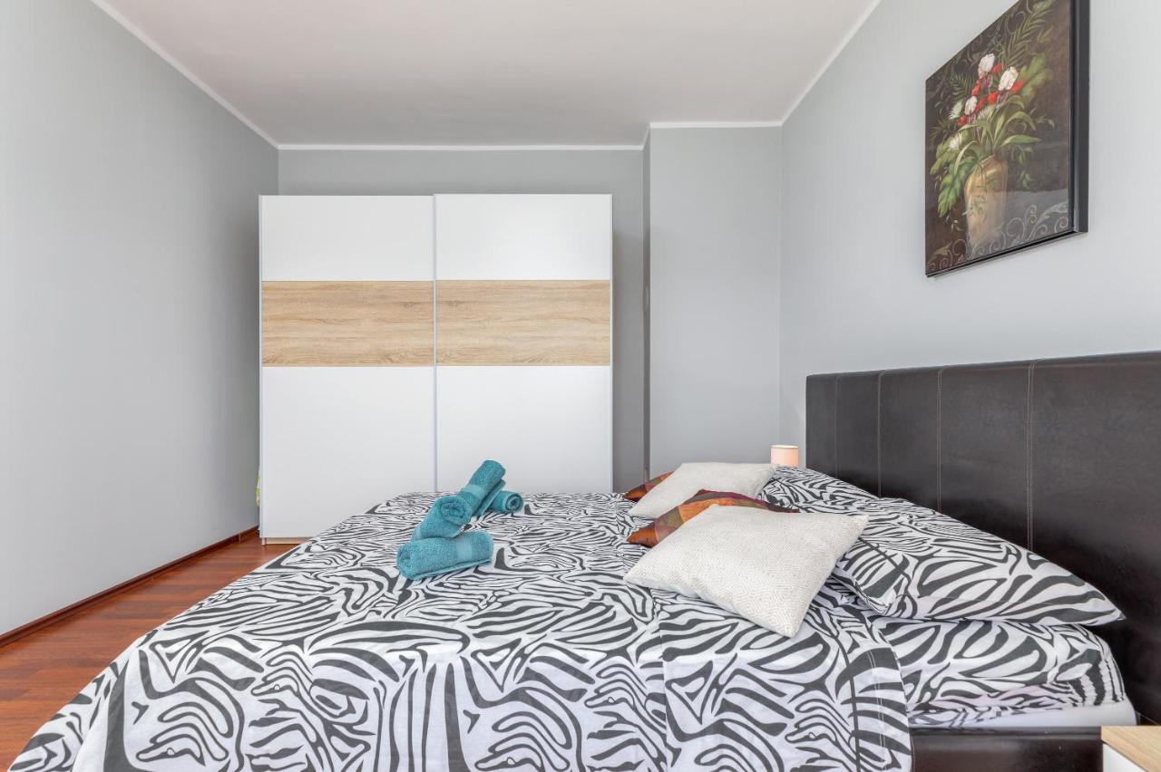 Apartman Vera Pola Esterno foto