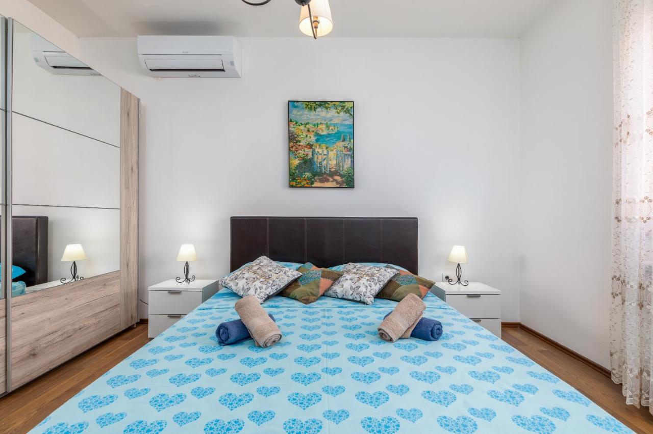 Apartman Vera Pola Esterno foto