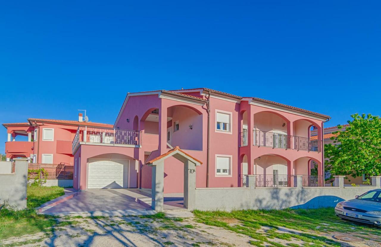 Apartman Vera Pola Esterno foto